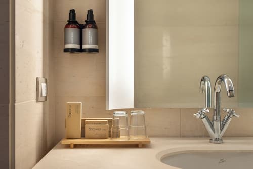 Precise House Mantegna Roma, Room