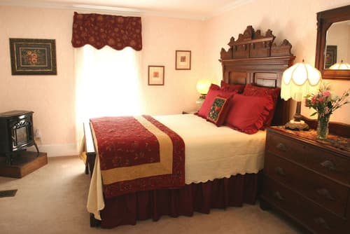 Isaiah Jones Homestead Bed & Breakfast, Room