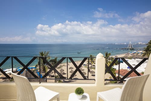 Blue Chairs Beachfront Resort Puerto Vallarta Mexico - Adults Only, Terrace/patio