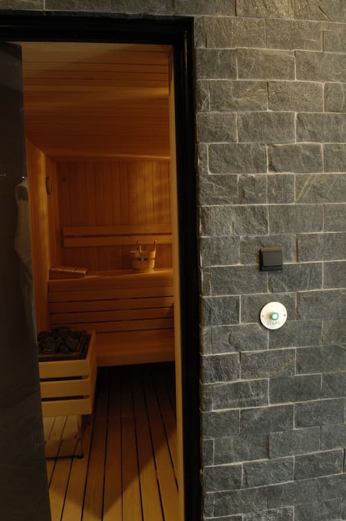 YOOMA Urban Lodge, Spa