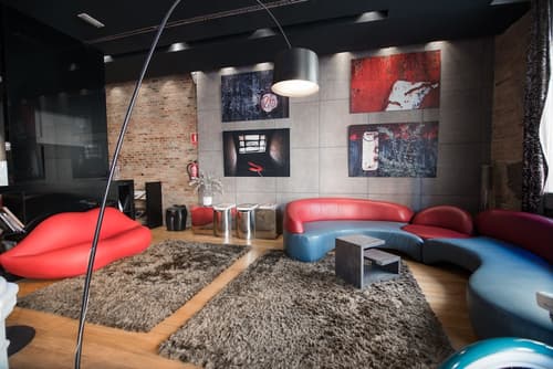 Petit Palace Museum, Lobby sitting area