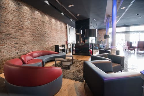 Petit Palace Museum, Lobby sitting area