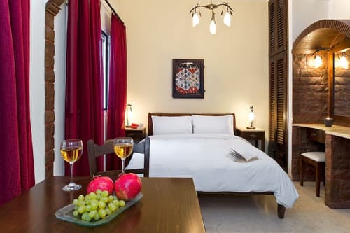 Galatia Villas, Room