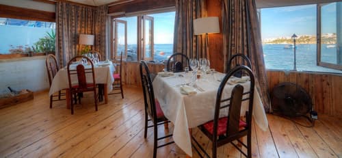 Ambassador Hotel, Restaurant