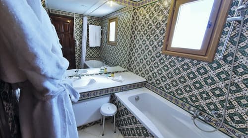 la Kasbah, Bathroom