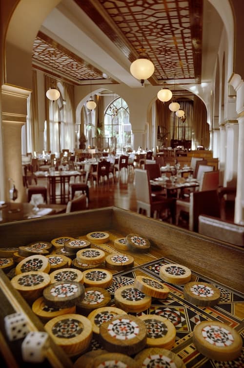 Palace Downtown, Restaurant