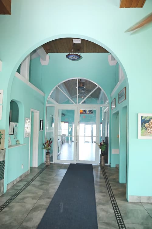 Hideaways Exuma, Interior entrance