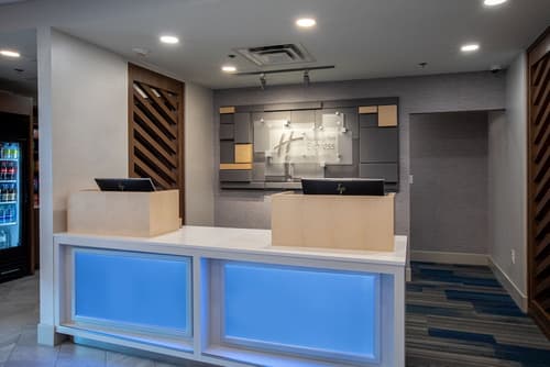 Holiday Inn Express & Suites Asheville Downtown by IHG, Reception