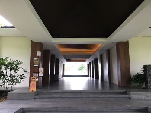 Amorita Resort Bohol, Lobby