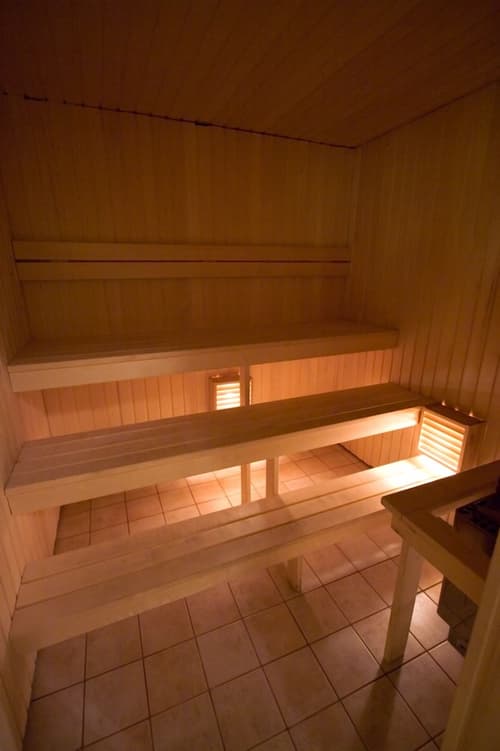 St. Olav Hotel, Jetted tub