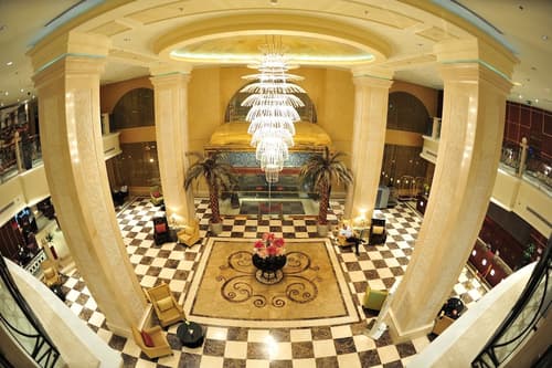 Crowne Plaza Al Khobar by IHG, Interior entrance