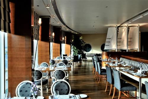 Mövenpick Hotel Al Khobar, Restaurant