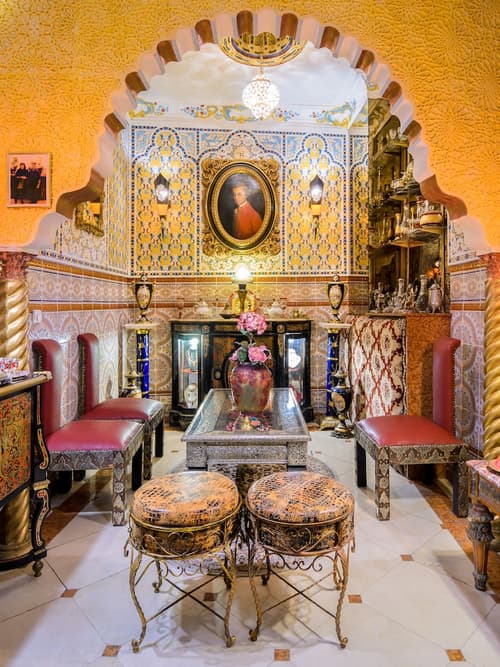 Hotel Mozart, Reception