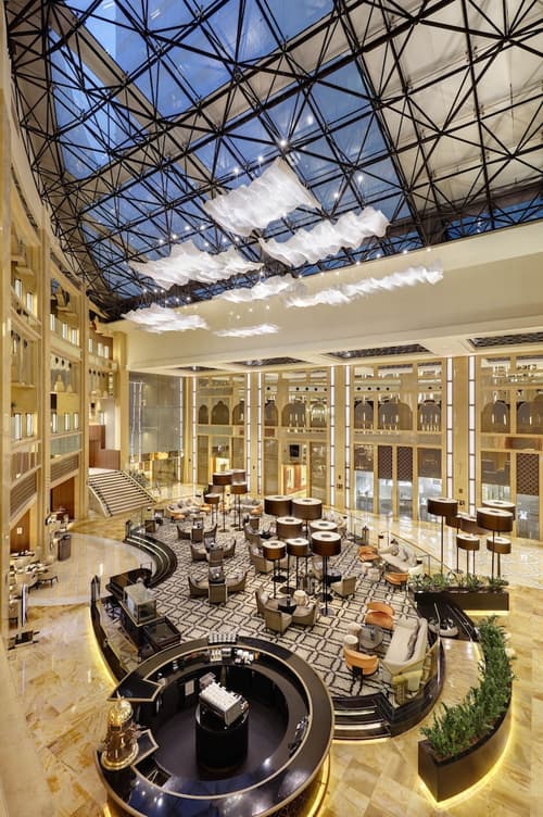 The H Dubai, Lobby lounge