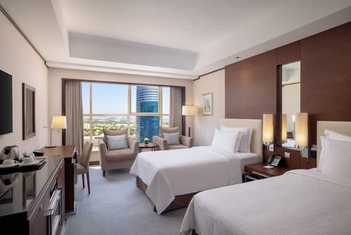 Grand Millennium Dubai, Room