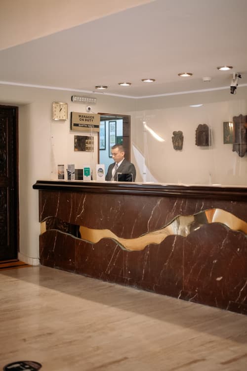 Hotel Carrera SAC, Reception