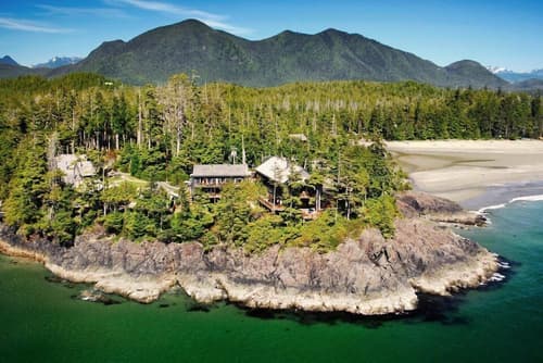 Middle Beach Lodge, Primary image