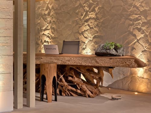 1 Hotel South Beach, Reception