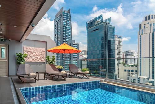 Adelphi Suites Bangkok, Pool