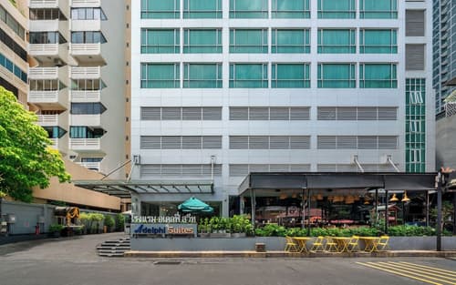 Adelphi Suites Bangkok, Exterior