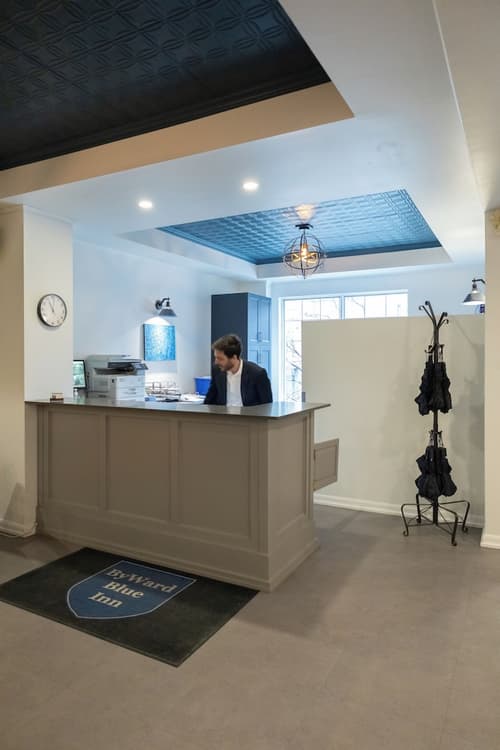 Byward Blue Inn, Lobby