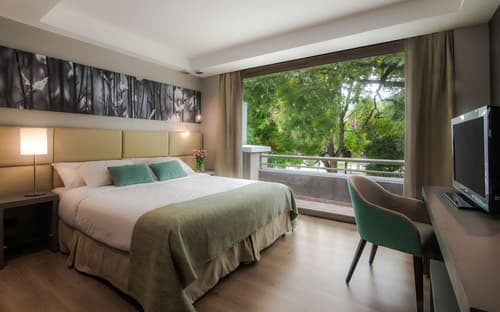 Portal Plaza Suites, Primary image