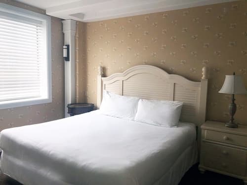 Georgian Bay Hotel Trademark Collection by Wyndham, Room