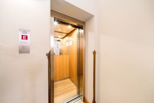 Astoria Salzburg, Reception