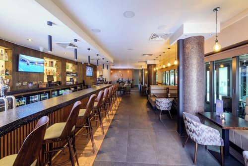 Glashaus Hotel, Dining