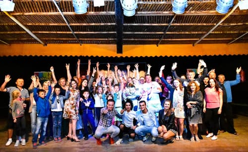 Parrotel Aquapark Resort, Theater show