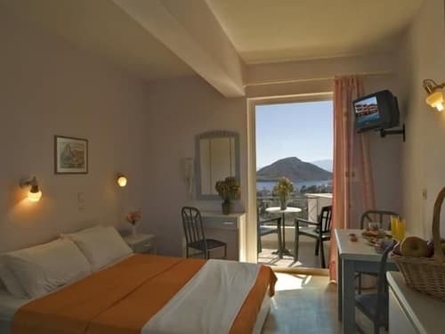 Panorama Hotel and Apartments, Room