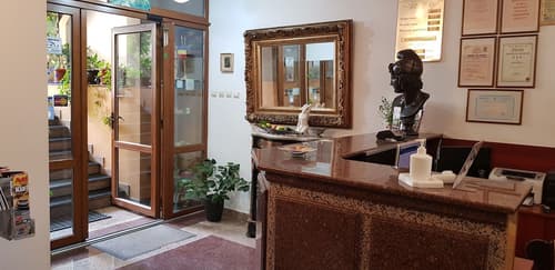 Hotel Michelangelo, Reception