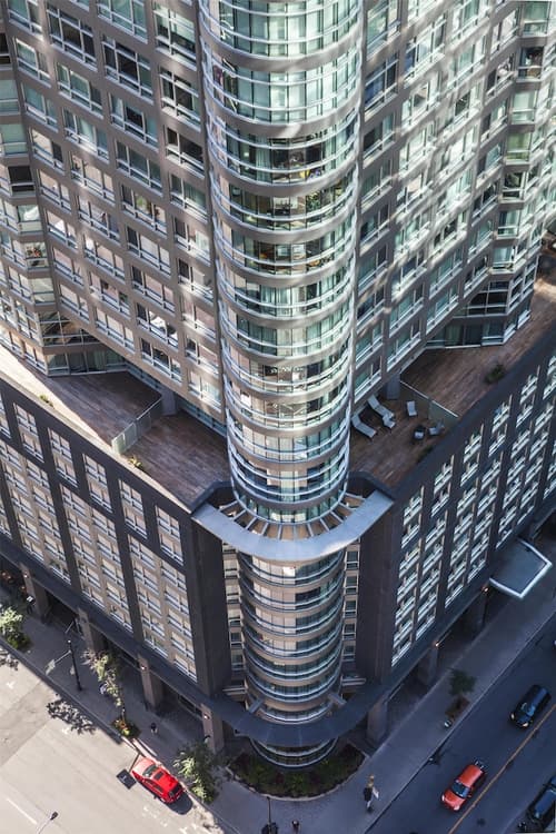 Warwick Le Crystal - Montréal, Primary image