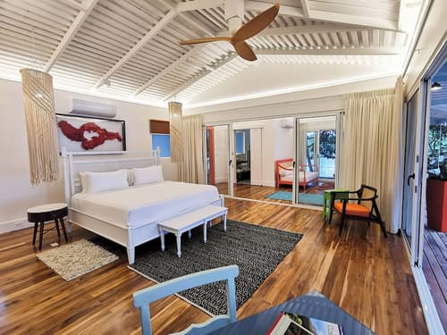 Tortuga Lodge, Room