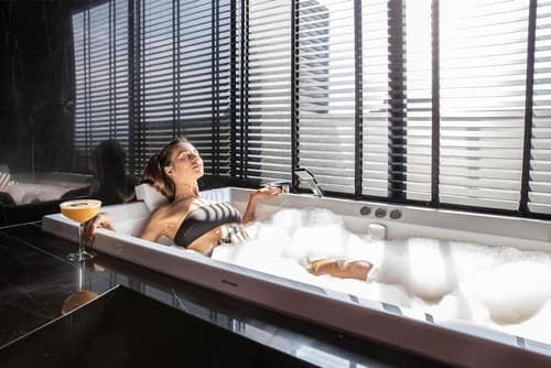 Charisma De Luxe Hotel, Room