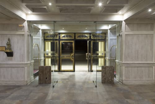 Hotel Costaustralis, Interior entrance