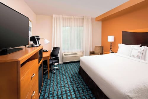 Fairfield Inn by Marriott Washington D.C., Room