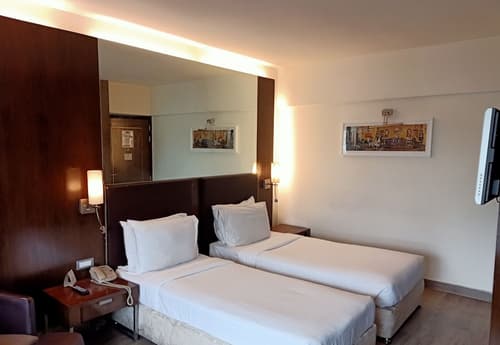 St Laurn Koregaon Park Pune, Room