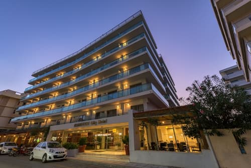 Manousos City Hotel, Front of property - evening/night