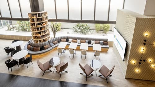 Hotel ILUNION Barcelona, Lobby