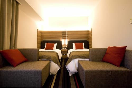 Tokyo Green Palace, Room