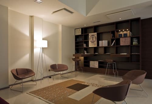 Eos Hotel, Lobby sitting area