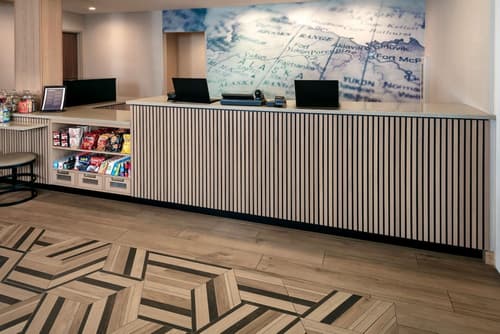 Hyatt Place Fairbanks, Lobby