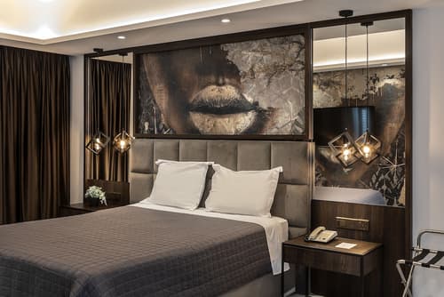 Almond Business Hotel, Room