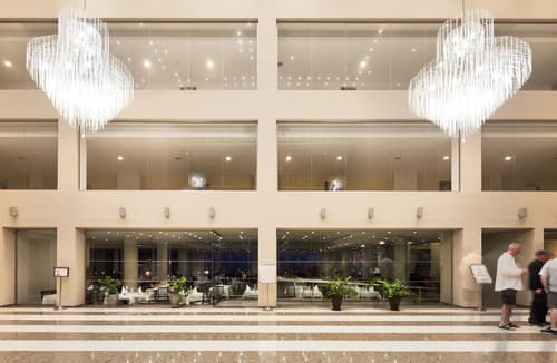 Capital Coast Resort & Spa, Interior entrance