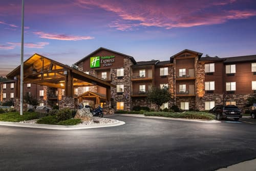 Holiday Inn Express Hotel & Suites Custer by IHG, Exterior