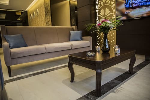 Naylover Hotel Suites, Lobby