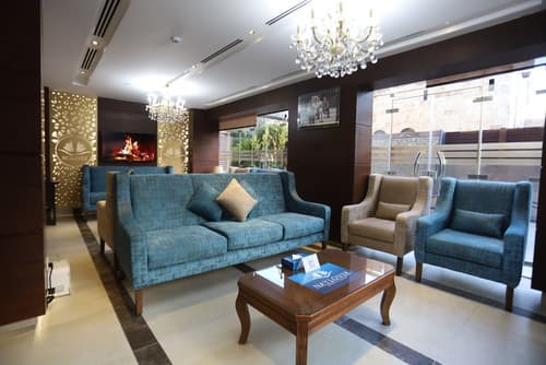 Naylover Hotel Suites, Reception