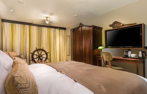 The Hendrick's Hotel, Room