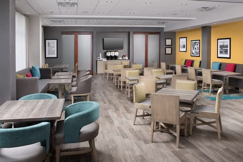 Hampton Inn Miami - Airport East, FL, Restaurant